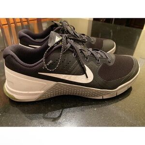 🔥Mens Nike Metcon 2’s Black/Gray/White/Green Size 8.5M!🔥